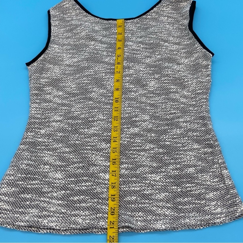 Joseph Ribkoff Women's Black and White Sleeveless Top - Picture 6 of 7